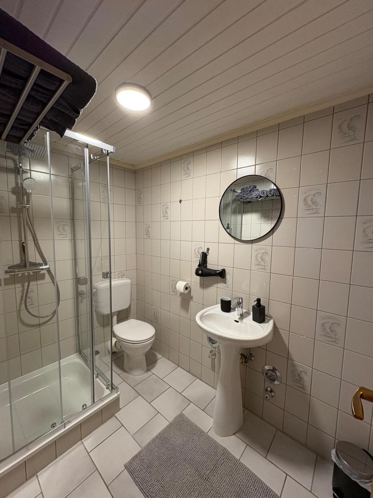Modernes Serviced - Franken Idyll Appartamento *